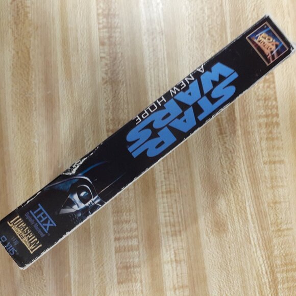 Star Wars A New Hope 1977 VHS 1995 Release George Lucas Cult Classic Scifi VTG - Picture 3 of 8